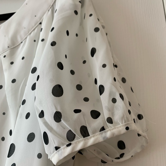 Chiffon Plus Blouse - Picture 2 of 4